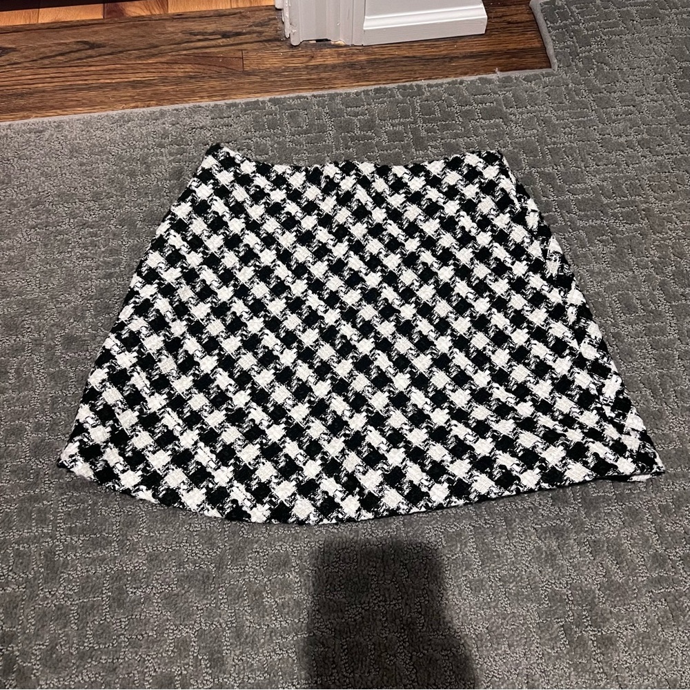 Zara Black and White Checkered Skirt